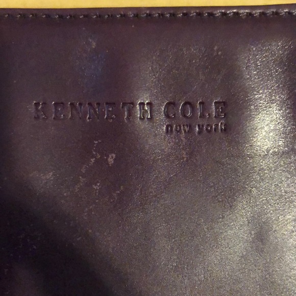 Kenneth Cole bag - Picture 2 of 4
